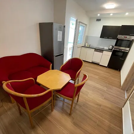 Liget Ueduelopark Aparthotel *