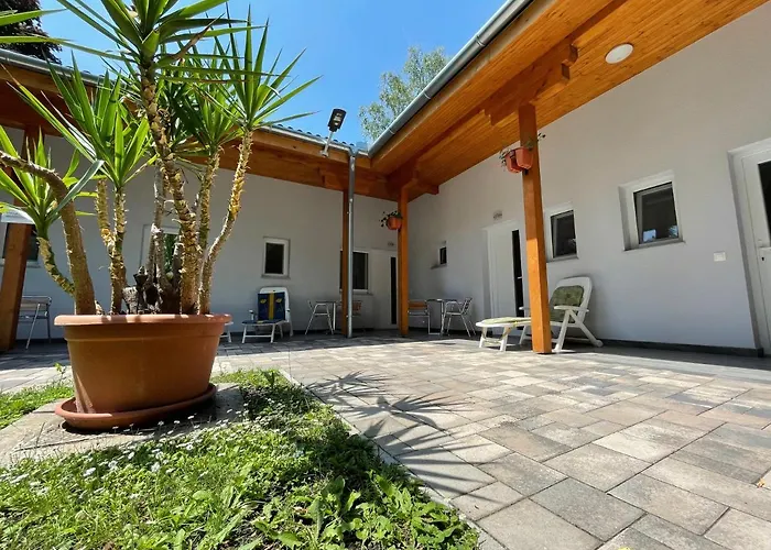 Liget Ueduelopark Aparthotel
