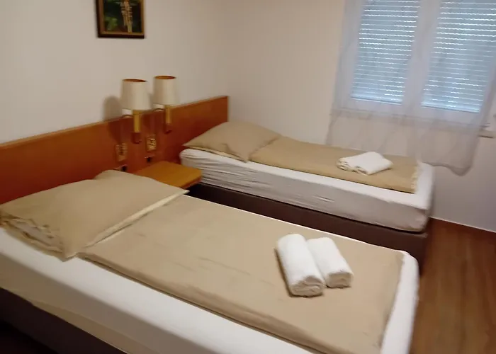 Liget Ueduelopark Aparthotel 3*